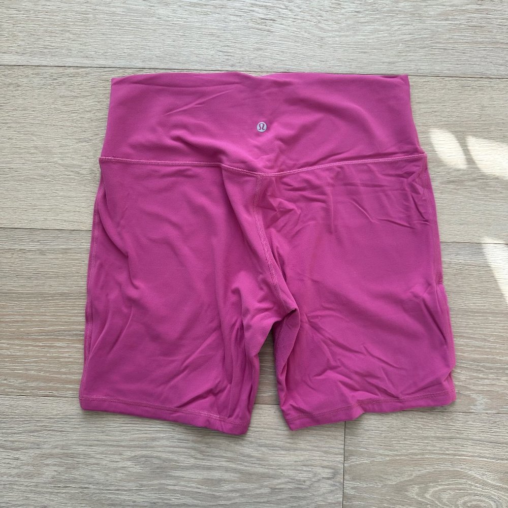Align High Rise Short 8" in Lychee Pink Size 14